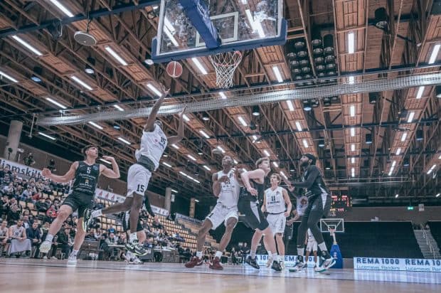 Randers Idrætshaller får støtte til projekt ”Overgang til LED-lys”